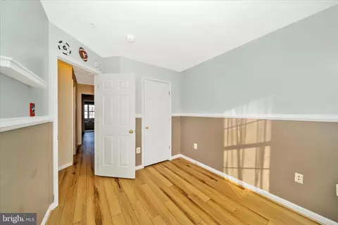 Entry Way - 113 Fieldstone Ct, Frederick, MD 21702 photo 5 of 5