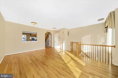 Living - 113 Fieldstone Ct, Frederick, MD 21702 photo 4 of 11