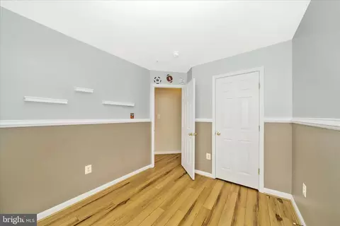 Entry Way - 113 Fieldstone Ct, Frederick, MD 21702 photo 4 of 5