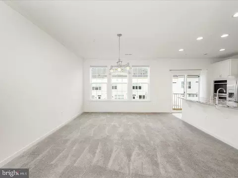 Living - 667 E Church St #B, Frederick, MD 21701 photo 2 of 7