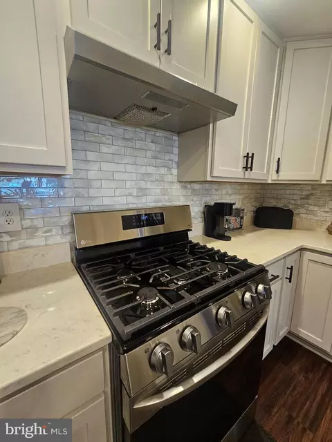 Kitchen - 1815 A Wheyfield Dr #9-A, Frederick, MD 21701 photo 5 of 5