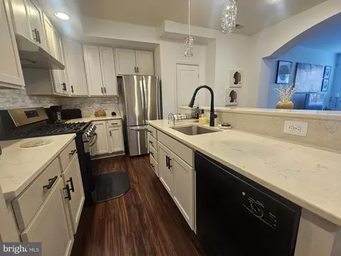 Kitchen - 1815 A Wheyfield Dr #9-A, Frederick, MD 21701 photo 3 of 5