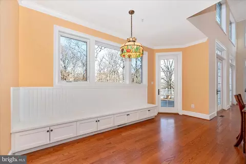 Entry Way - 6216 Mount Phillip Rd, Frederick, MD 21703 photo 4 of 5