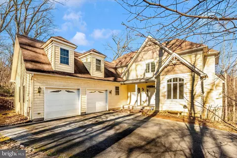 6216 Mount Phillip Rd, Frederick, MD 21703