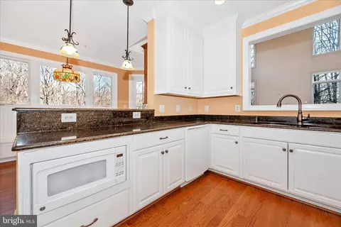 Kitchen - 6216 Mount Phillip Rd, Frederick, MD 21703 photo 5 of 5