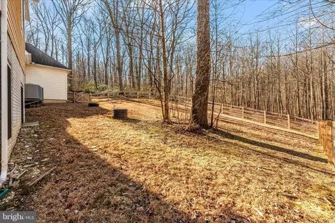 Exterior - 6216 Mount Phillip Rd, Frederick, MD 21703 photo 9 of 13