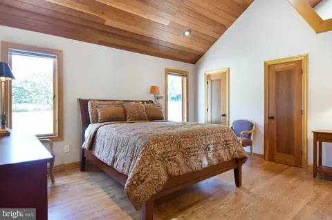 Bedroom - 1402 Thurston Rd, Dickerson, MD 20842 photo 1 of 6