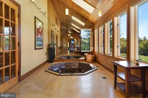 Entry Way - 1402 Thurston Rd, Dickerson, MD 20842 photo 2 of 3