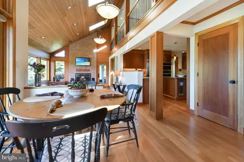 Dining - 1402 Thurston Rd, Dickerson, MD 20842 photo 3 of 3
