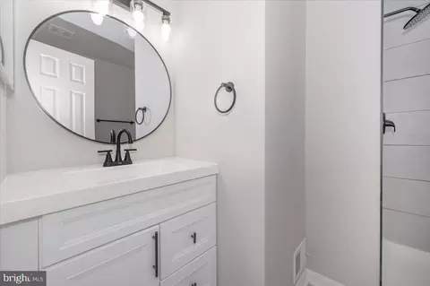 Bath - 6597 Ewald Ct, Frederick, MD 21703 photo 1 of 3