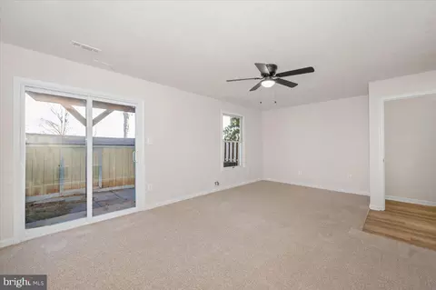 Living - 6597 Ewald Ct, Frederick, MD 21703 photo 3 of 4