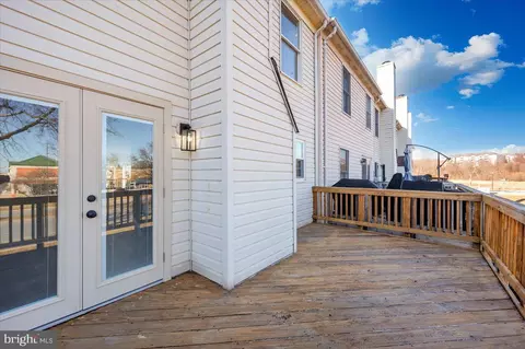 Exterior - 6597 Ewald Ct, Frederick, MD 21703 photo 2 of 12
