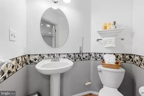 Bath - 2030 Rosecrans Ct, Frederick, MD 21702 photo 1 of 5
