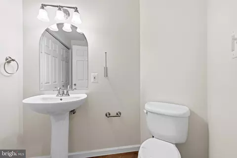 Bath - 2030 Rosecrans Ct, Frederick, MD 21702 photo 5 of 5