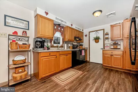 Kitchen - 816 E St, Brunswick, MD 21716 photo 1 of 3