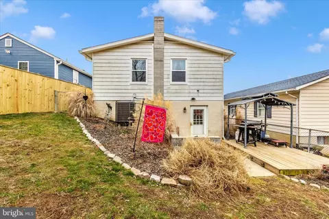 Other - 816 E St, Brunswick, MD 21716 photo 4 of 19