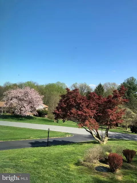 Exterior - 7206 Drought Spring Dr, Frederick, MD 21702 photo 10 of 11