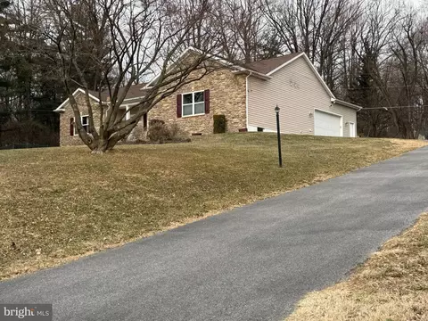 Exterior - 7206 Drought Spring Dr, Frederick, MD 21702 photo 7 of 11