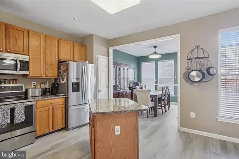 Entry Way - 1772 Wheyfield Dr, Frederick, MD 21701 photo 3 of 7