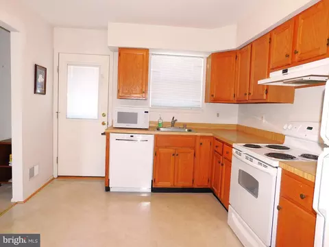 Kitchen - 5640 Crabapple Dr, Frederick, MD 21703 photo 2 of 2