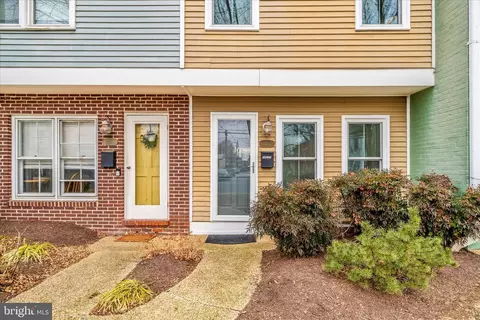Exterior - 103 E 8th St #103C, Frederick, MD 21701 photo 8 of 10