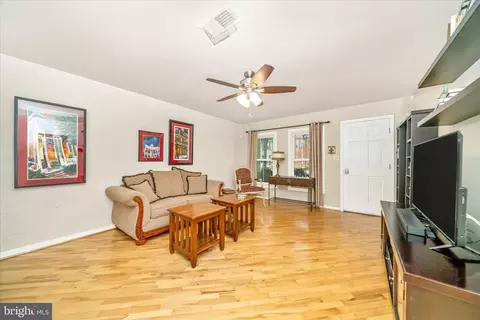 Living - 103 E 8th St #103C, Frederick, MD 21701 photo 4 of 5