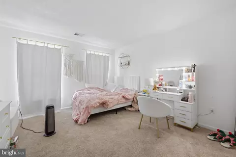 Bedroom - 9115 Hendry Ter, Frederick, MD 21704 photo 1 of 7