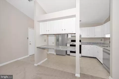 Entry Way - 2129 Wainwright Ct #2D, Frederick, MD 21702 photo 3 of 7
