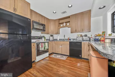 Kitchen - 439 Center St, Frederick, MD 21701 photo 2 of 6