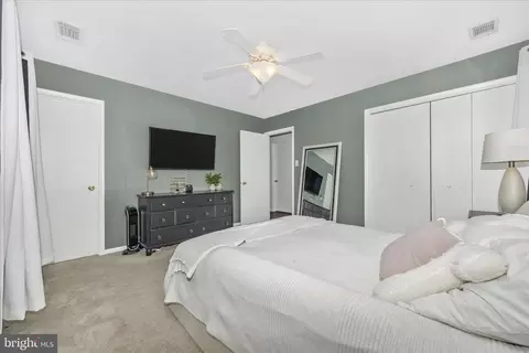 Bedroom - 439 Center St, Frederick, MD 21701 photo 5 of 11