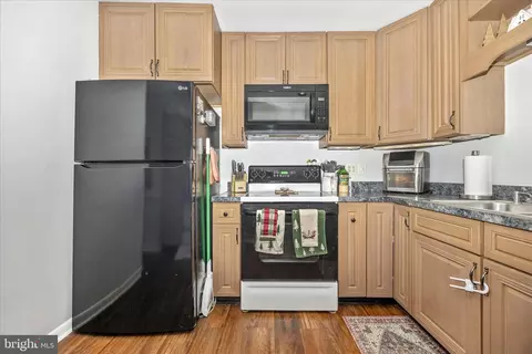 Kitchen - 439 Center St, Frederick, MD 21701 photo 4 of 6