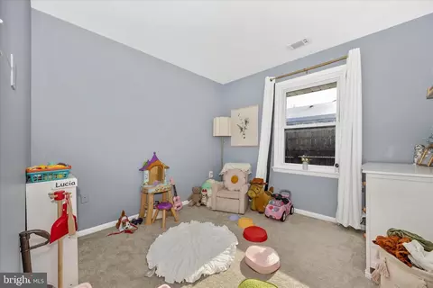 Bedroom - 439 Center St, Frederick, MD 21701 photo 6 of 11