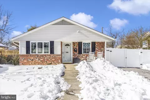 Exterior - 439 Center St, Frederick, MD 21701 photo 4 of 5