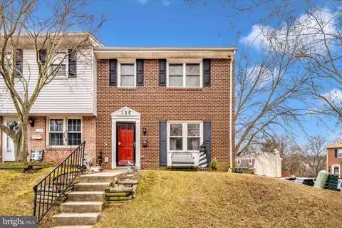 136 W Orndorff Dr, Brunswick, MD 21716