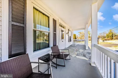 Exterior - 706 E Main St, Middletown, MD 21769 photo 4 of 14
