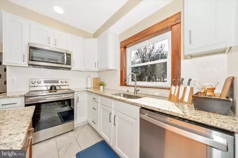 Kitchen - 706 E Main St, Middletown, MD 21769 photo 2 of 3