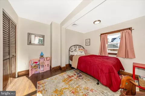 Bedroom - 706 E Main St, Middletown, MD 21769 photo 8 of 10