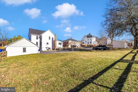 Exterior - 706 E Main St, Middletown, MD 21769 photo 6 of 14