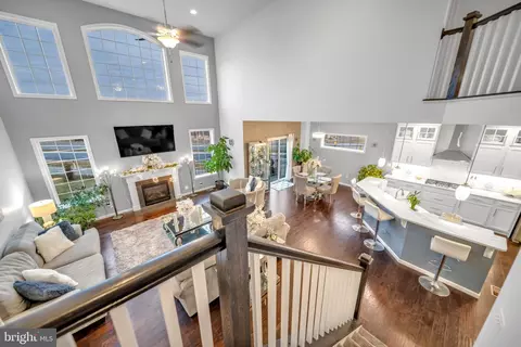 Entry Way - 6804 Hawes Ct, Frederick, MD 21702 photo 18 of 30