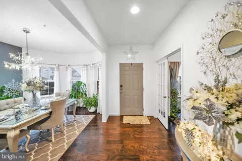 Entry Way - 6804 Hawes Ct, Frederick, MD 21702 photo 1 of 30