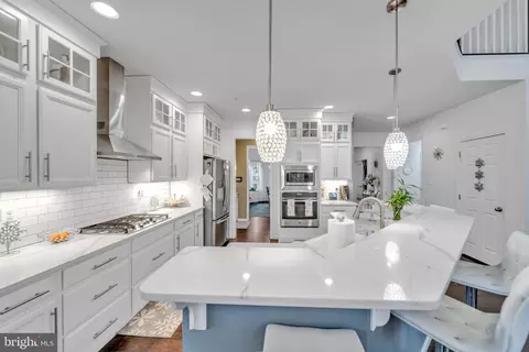 Kitchen - 6804 Hawes Ct, Frederick, MD 21702 photo 1 of 5
