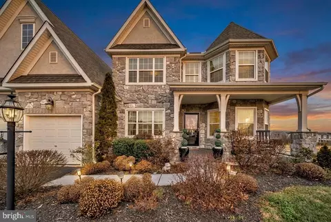 6804 Hawes Ct, Frederick, MD 21702