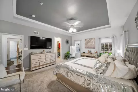 Bedroom - 6804 Hawes Ct, Frederick, MD 21702 photo 2 of 9