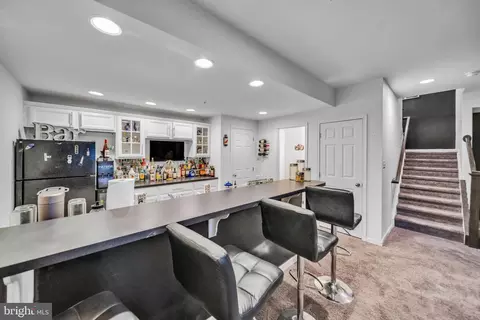 Entry Way - 6804 Hawes Ct, Frederick, MD 21702 photo 25 of 30