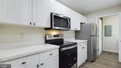 302 Baughmans Ln #302C, Frederick, MD 21702 photo 5