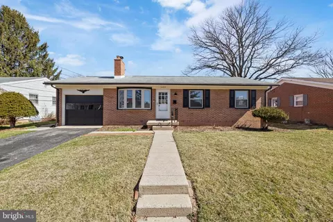 1497 W 10th St, Frederick, MD 21702 photo 3