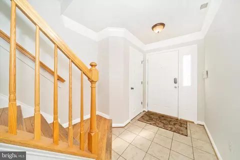2624 Emerson Dr, Frederick, MD 21702 photo 2