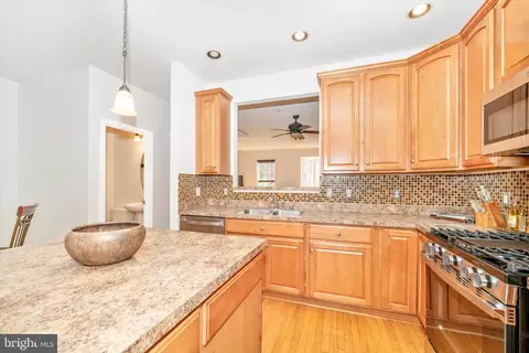 2624 Emerson Dr, Frederick, MD 21702 photo 10