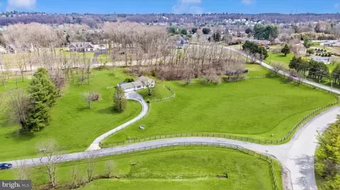 5519 Cindy Ct, Mount Airy, MD 21771