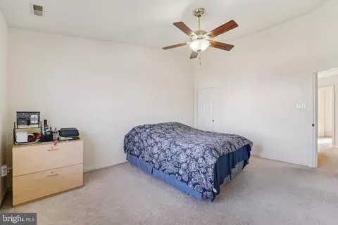 Bedroom - 512 Ellison Ct, Frederick, MD 21703 photo 4 of 6
